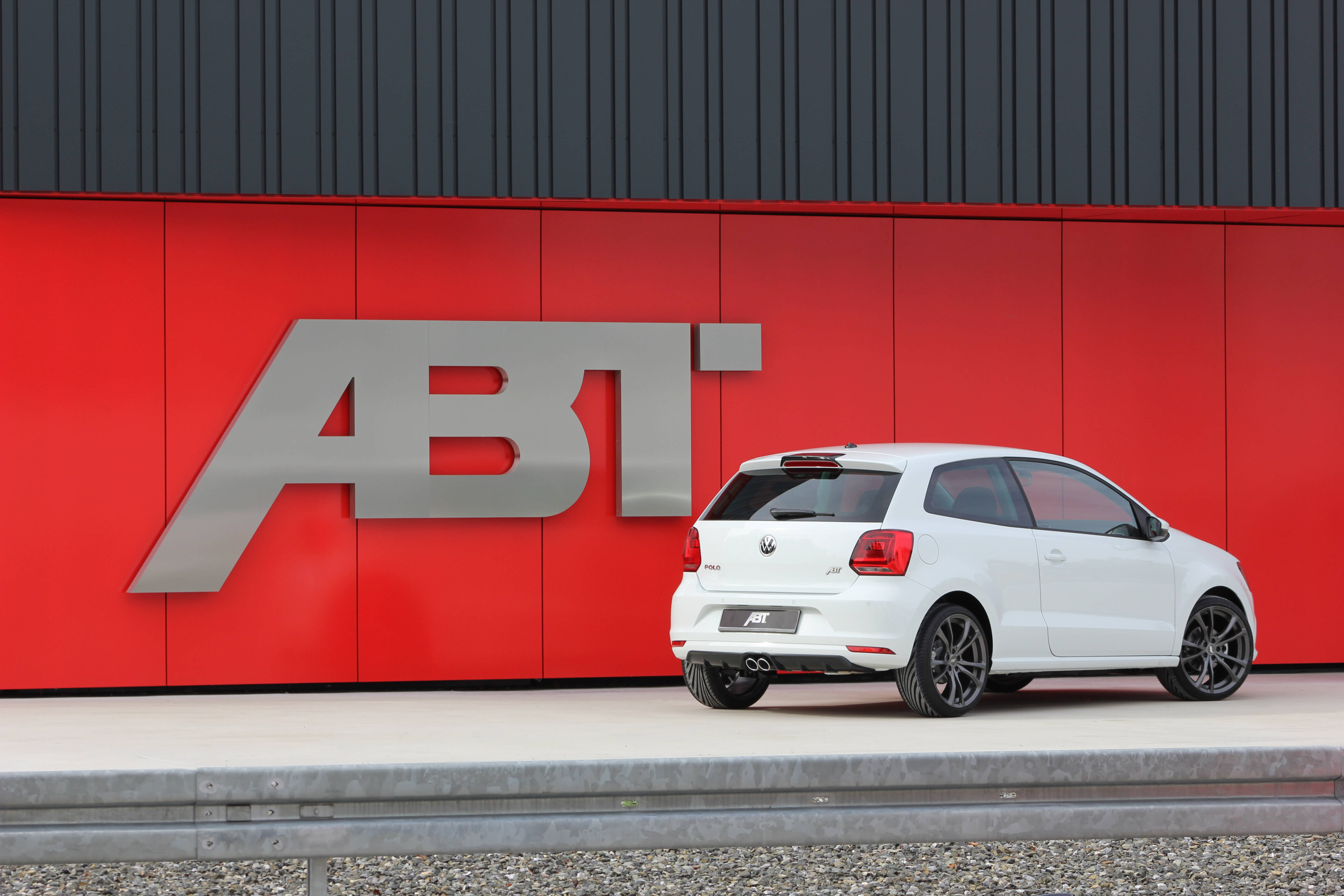 Ist der schnell geworden – ABT Sportsline feiert 40 Jahre VW Polo mit 230 PS  - Audi Tuning, VW Tuning, Chiptuning von ABT Sportsline.